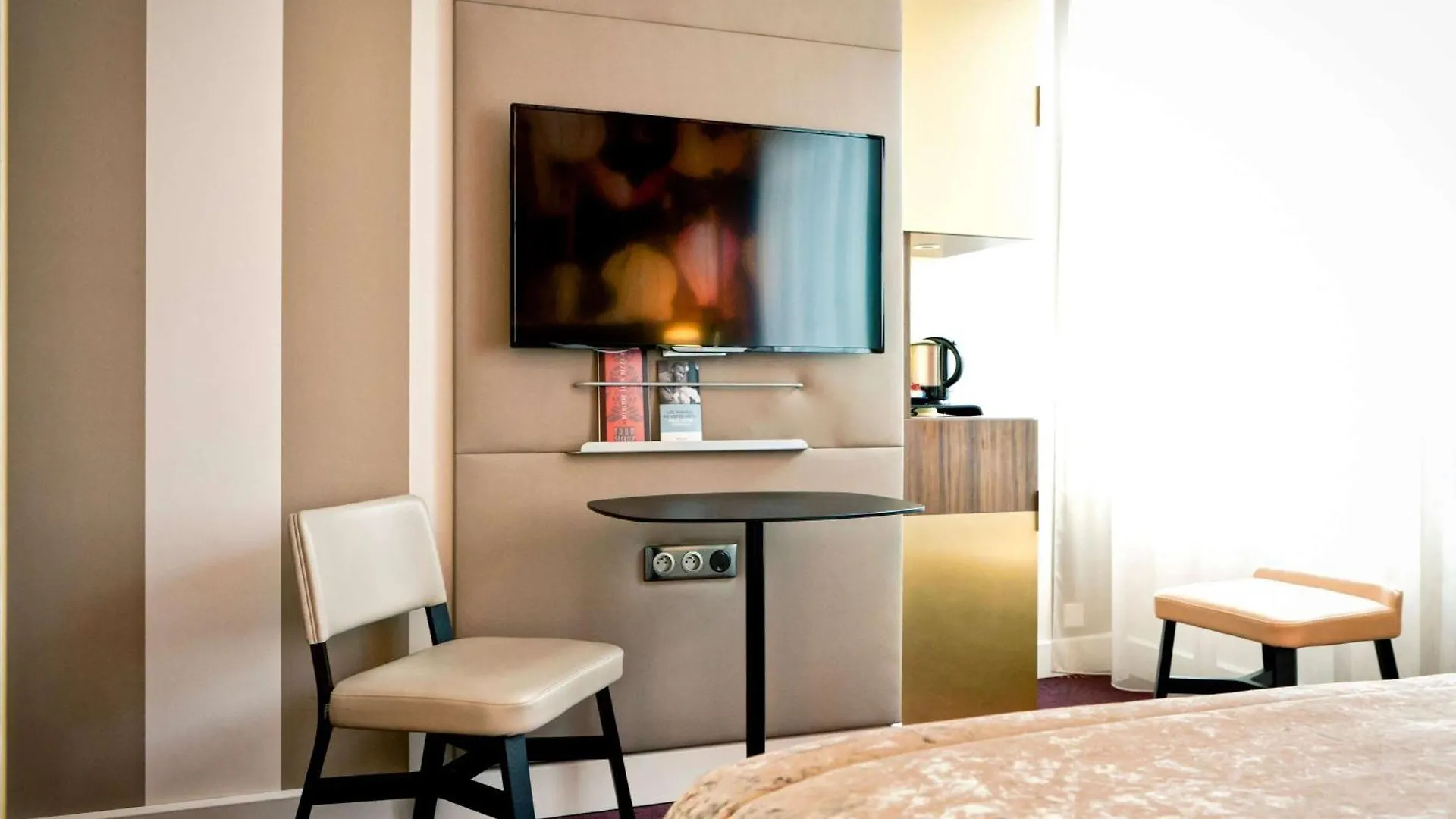 **** Hotel Mercure Lyon Centre Plaza Republique Francja